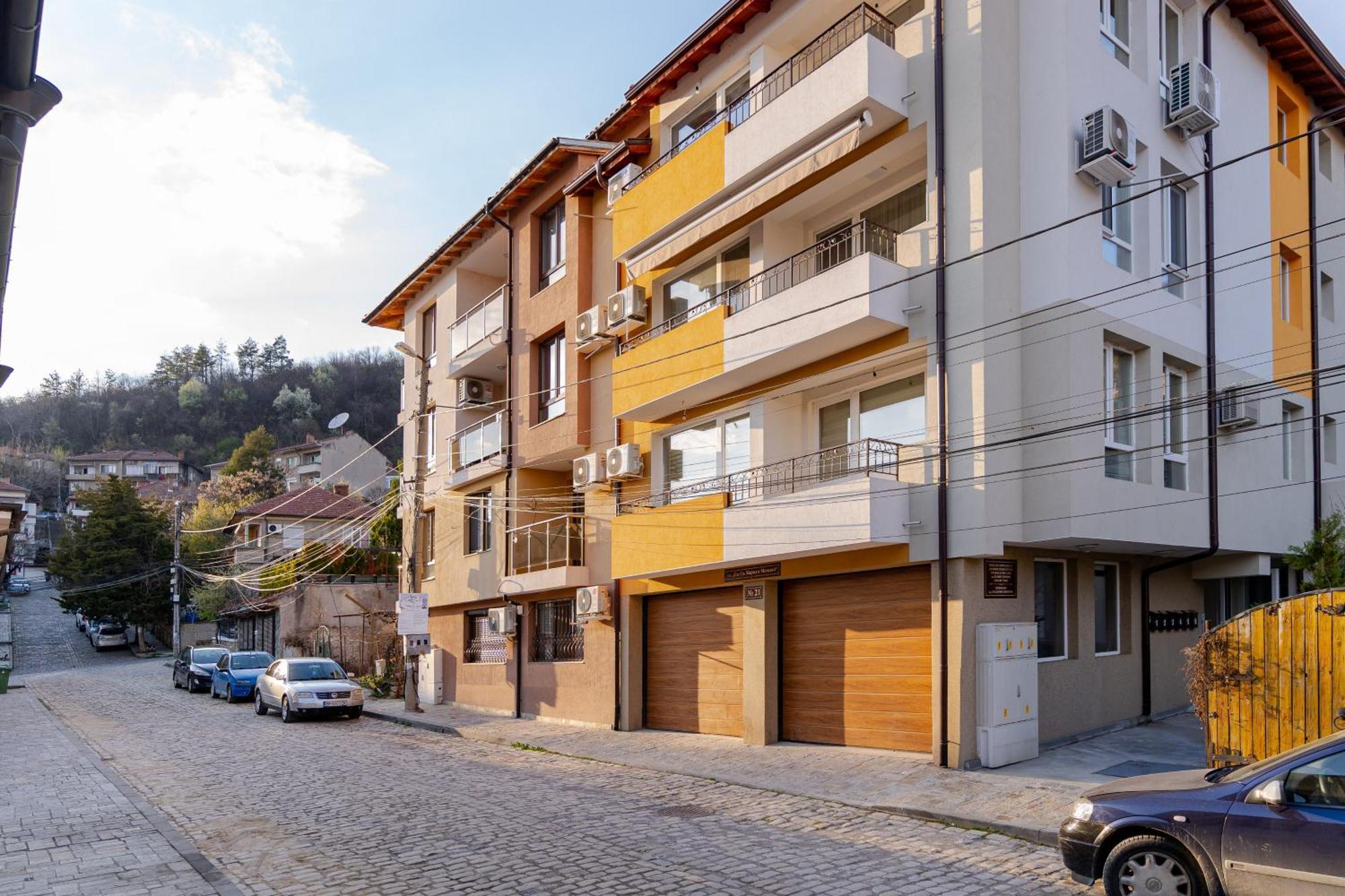 Mirela Guest Apartment Veliko Tarnovo Buitenkant foto